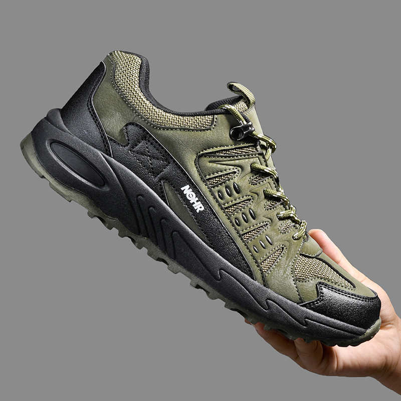 Luxury Lifestyle Outfit - Platformowe sneakersy w kolorze wodnej zieleni